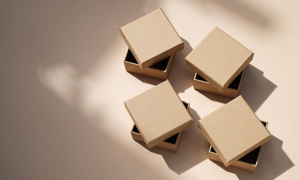 Packaging là gì? Phân biệt packaging và Packing