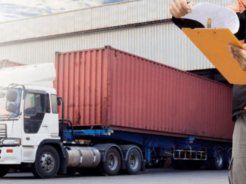 Loading Fee là Phí Gì? Tìm Hiểu Chi Tiết Các Loại Phí Liên Quan