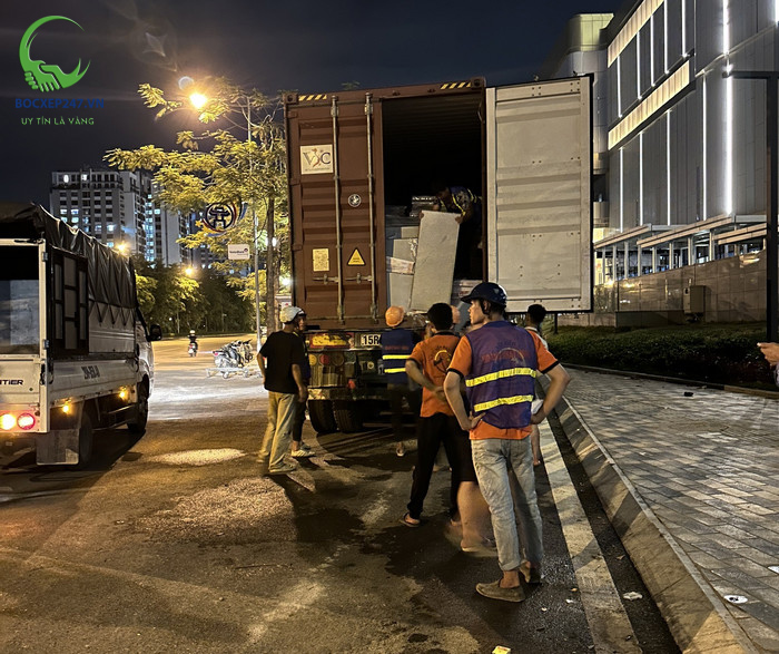 Tại Sao Nên Chọn Dịch Vụ Thợ Bốc Vác Bình Dương Tại bocxep247.vn?