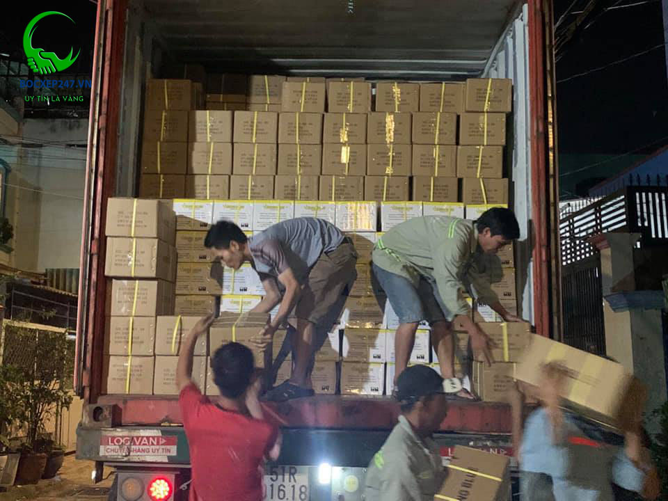 Việc làm bốc xếp ca đêm